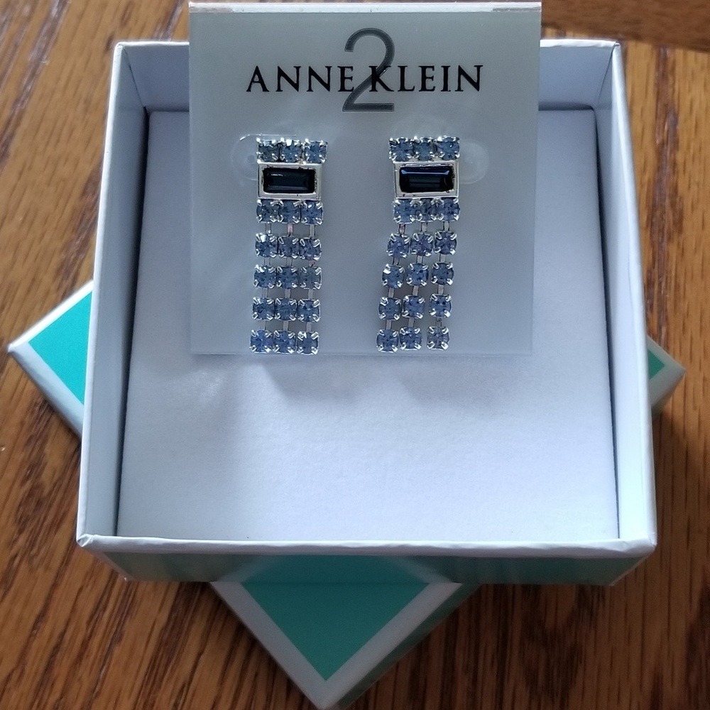 Anne Klein 2 Dangling Earrings